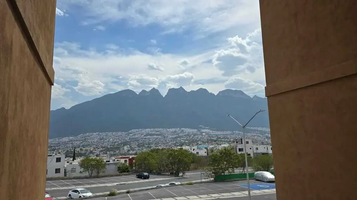 Depa en RENTA - Torres Monarca - VISTA PONARÁMICA
