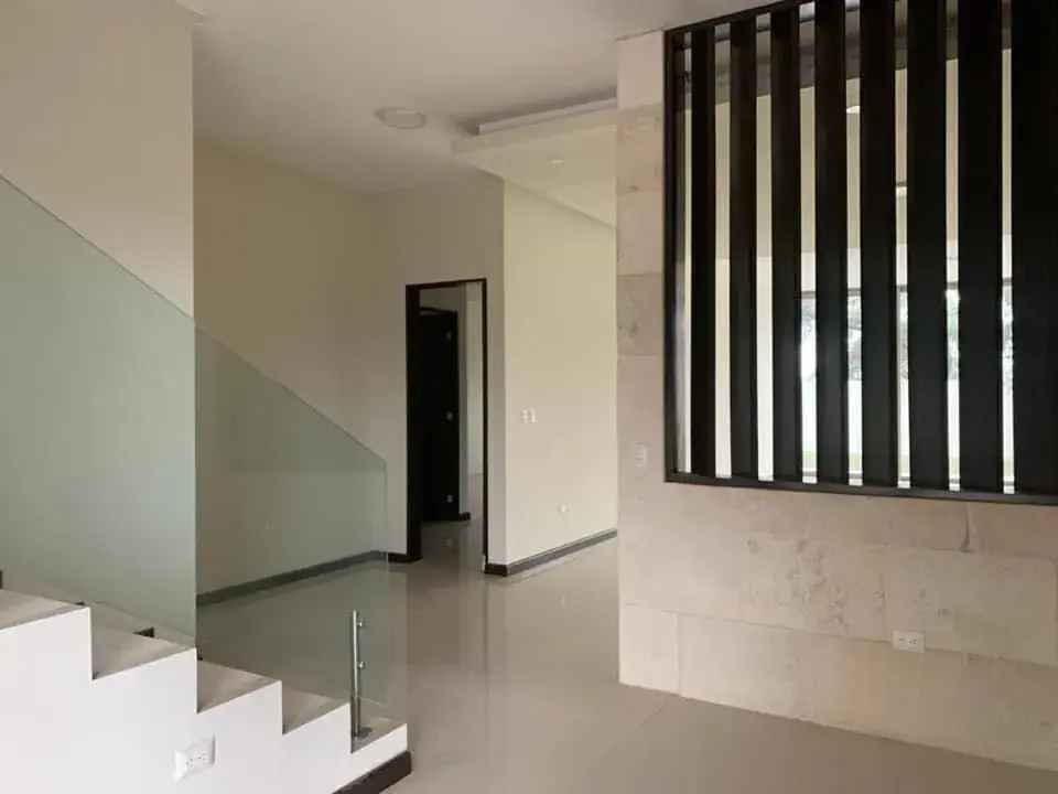 CASA  VENTA  LA  JOYA MAGNOLIA   CARRETE N