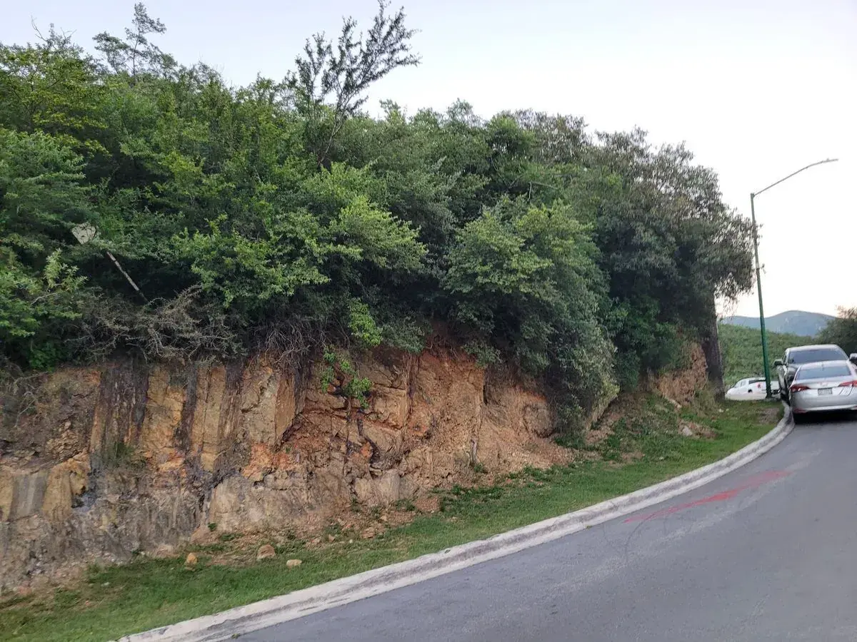 VENTA TERRENO SIERRA ALTA (LAS AVES )