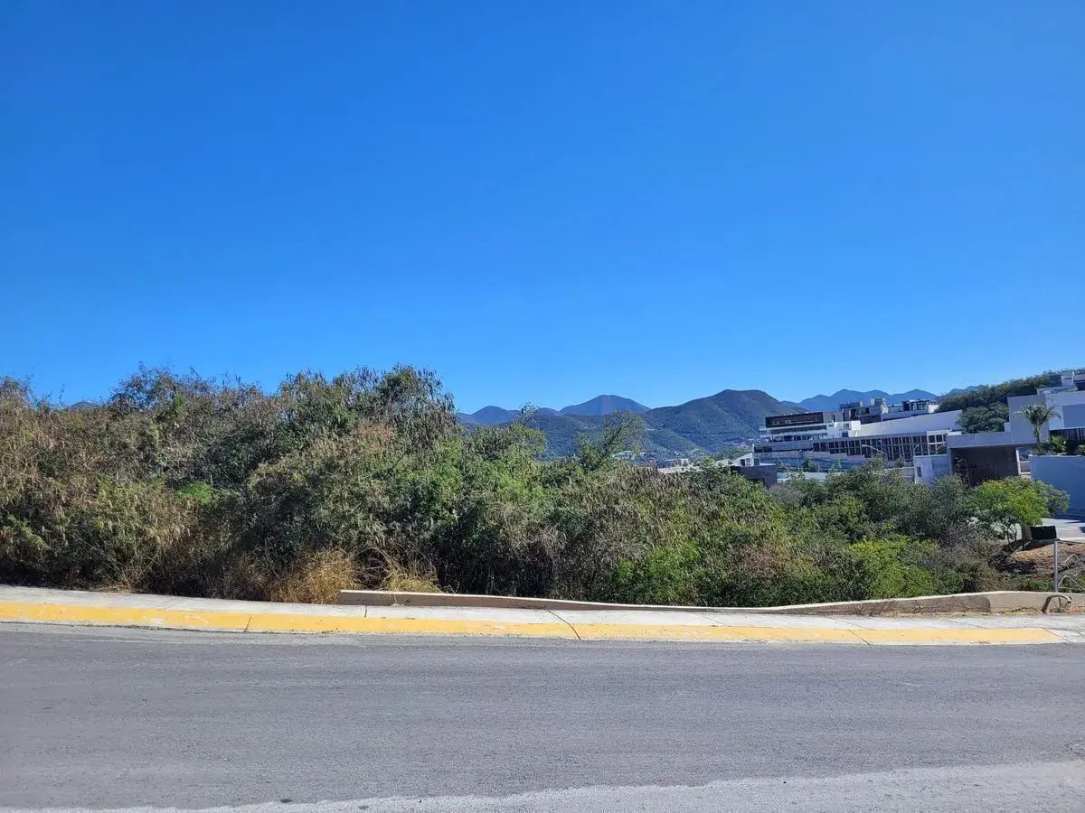 Venta Terreno Sierra Alta 9o. Sector