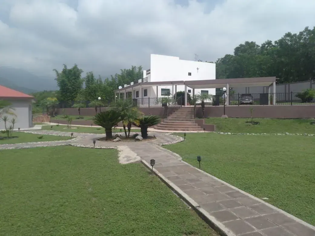 Quinta en VENTA EN EL  BARRIAL