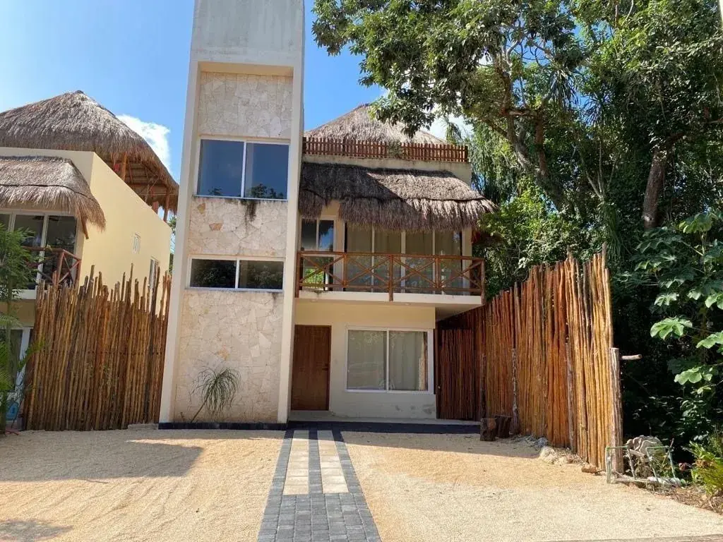 Casa en venta en la selva de Chemuyil, Tulum, Quintana Roo