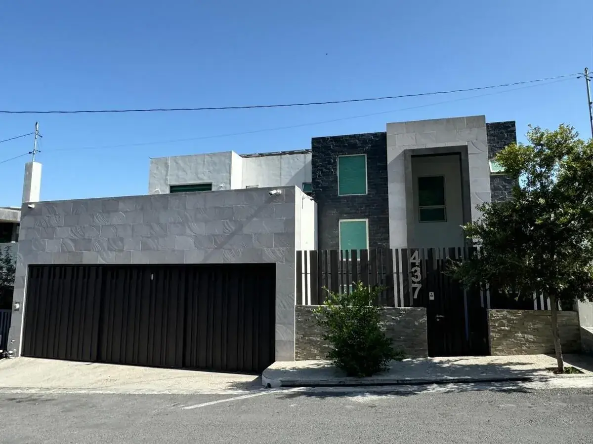 Casa en Venta en Vista Hermosa, Monterrey, N.L