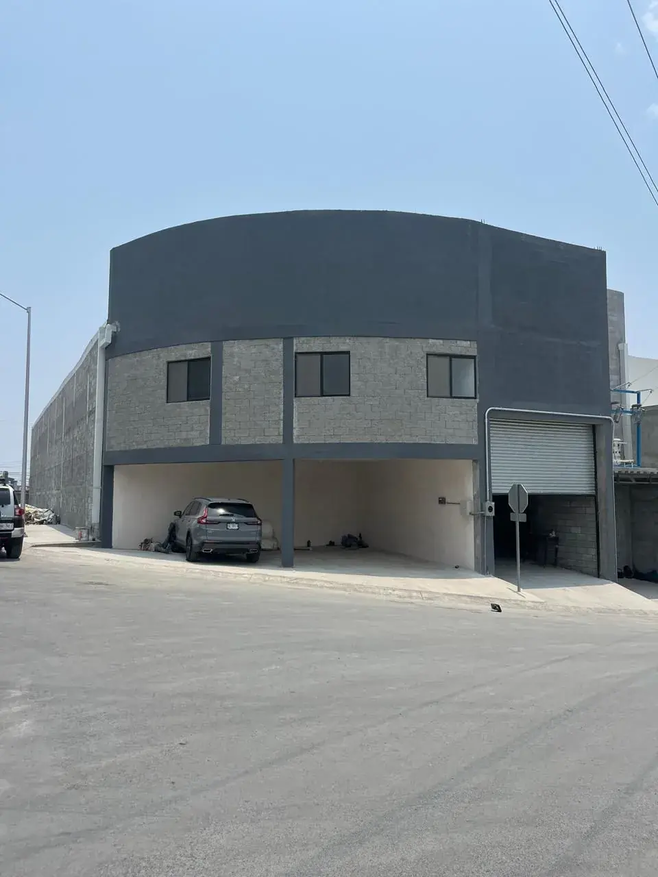 Renta de bodega parque 100