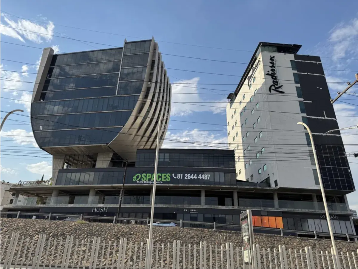 En venta espaciosa oficina en Qualia Urban Center