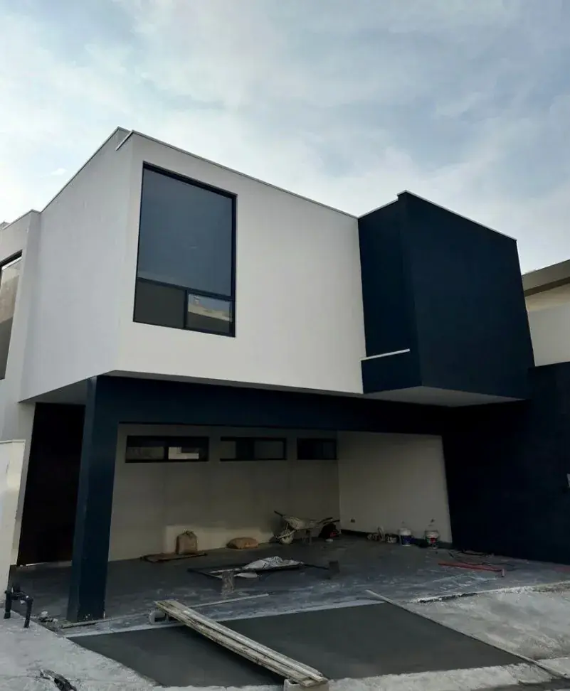 CASA  EN VENTA EN MÍTICA