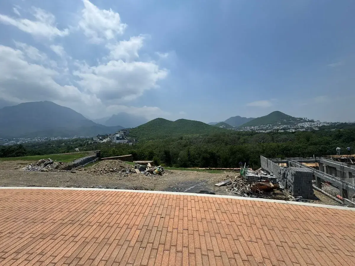 Terreno en VENTA en Las Estancias, Carretera Nacional, Monterrey NL