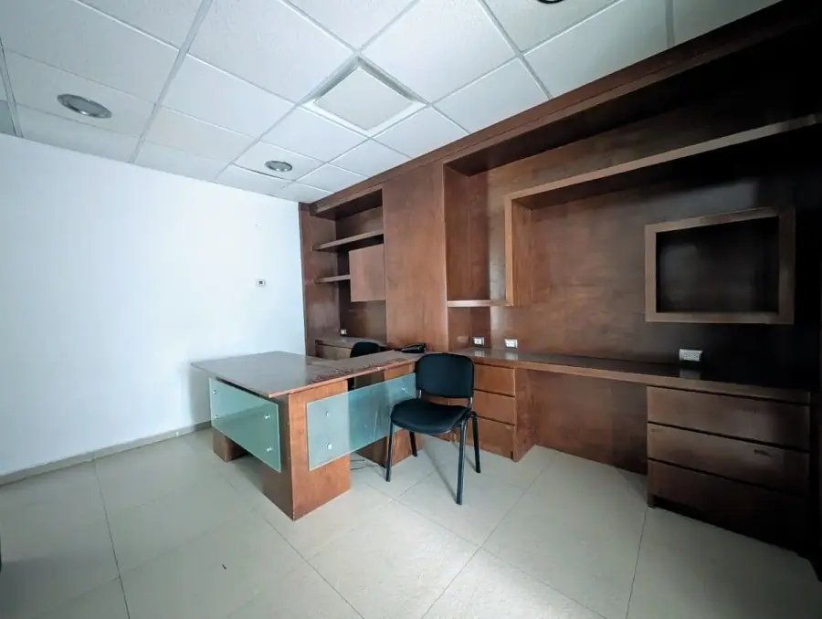 Fotografía 7 de Oficina en Venta – Valle Alto, Carretera Nacional