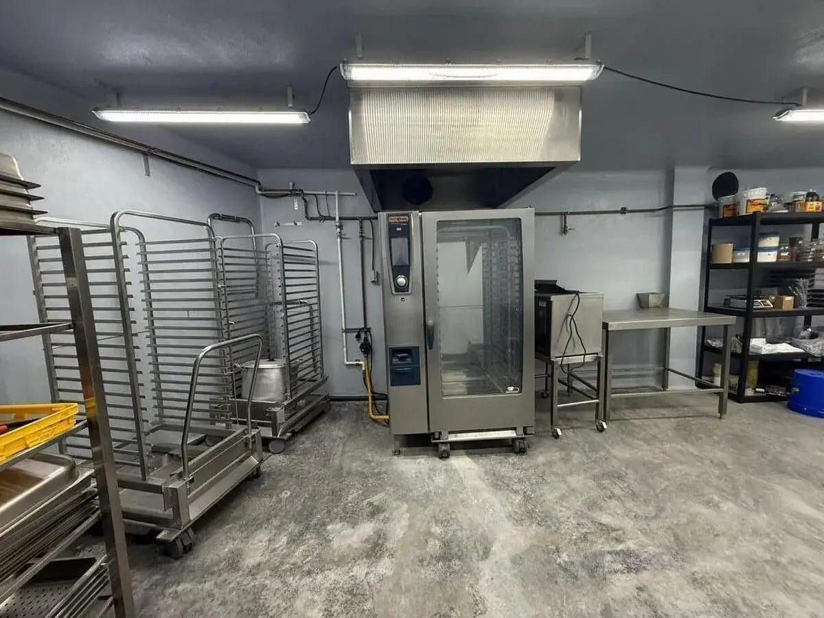 RENTA DE LOCAL COMERCIAL PARA COCINA INDUSTRIAL EN GUADALUPE NL