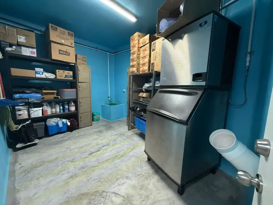 Fotografía 6 de RENTA DE LOCAL COMERCIAL PARA COCINA INDUSTRIAL EN GUADALUPE NL