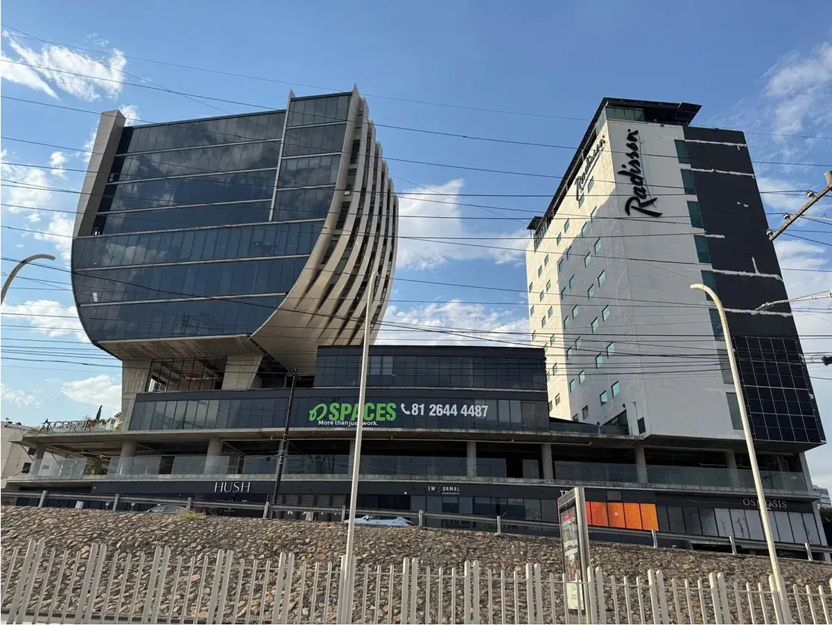Oficina equipada en venta Torre Qualia, San Jerónimo, Mty