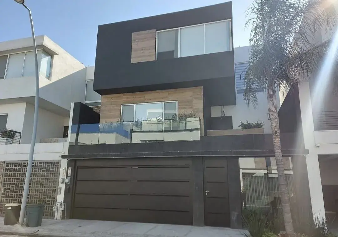 Casa en Venta en Puerta de Hierro Linces, Monterrey, N.L.