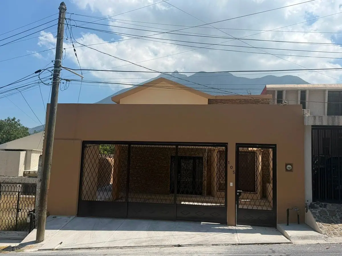 Casa en renta Paseo del Acueducto, Satélite, Monterrey