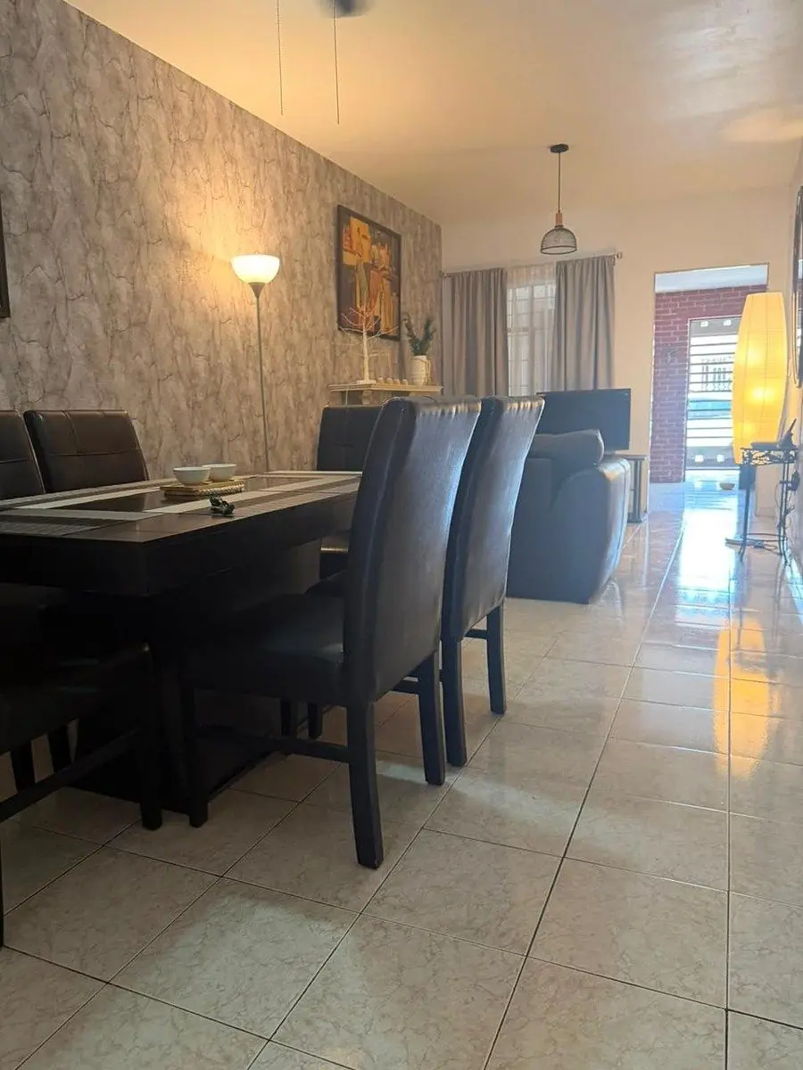 Fotografía 3 de Casa en Venta en Mitras Centro, Monterrey, N.L.