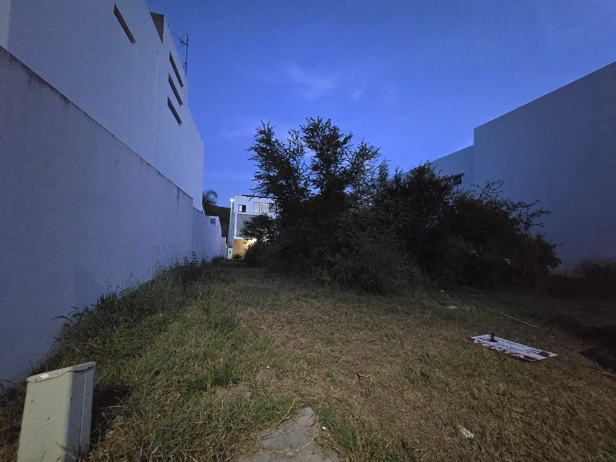 Fotografía 7 de VENTA TERRENO CAROLCO