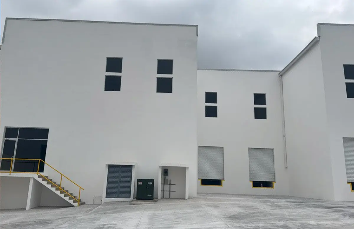 Bodega en renta en parque Ekkos Apodaca 1,600 m2