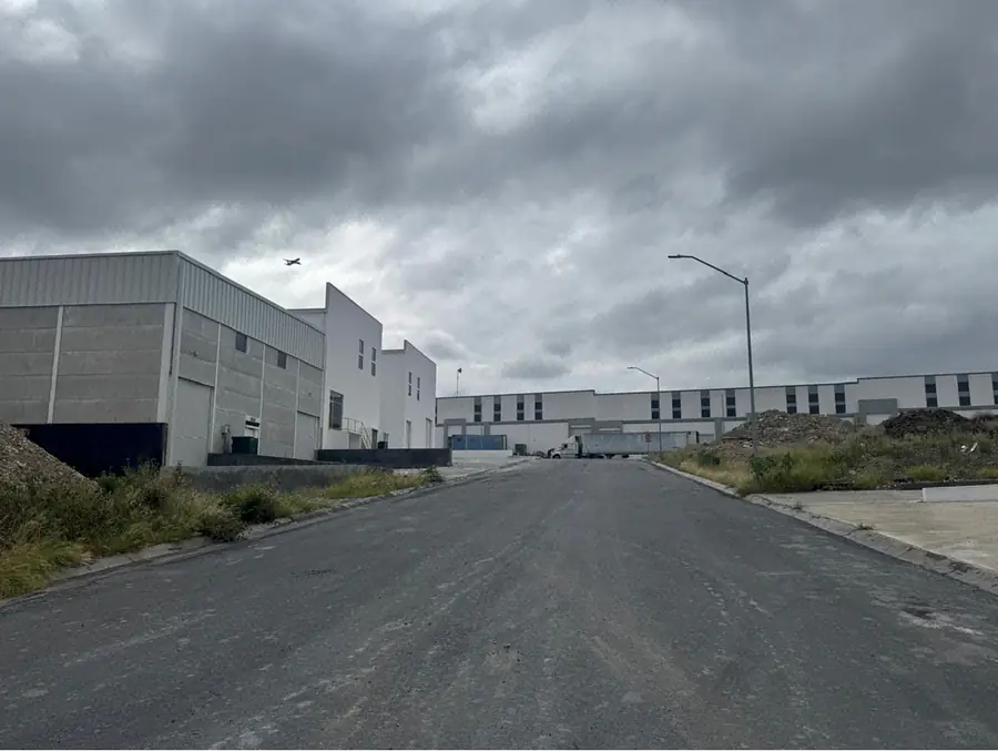 Fotografía 12 de En venta bodega 1,600 m2 nueva Parque Ekkos