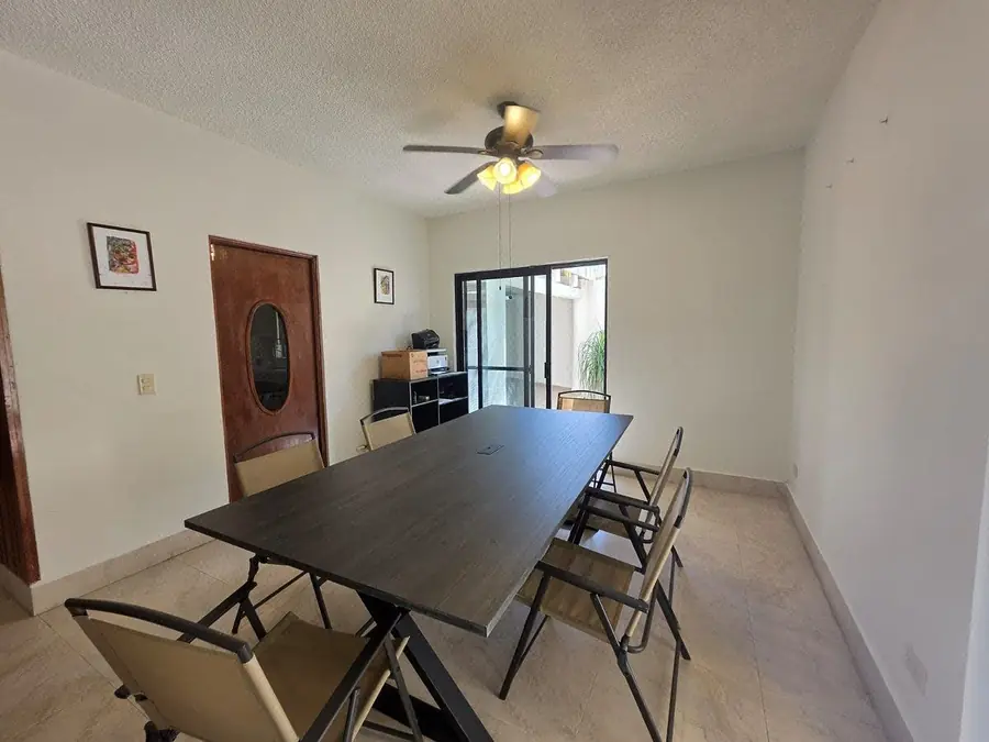 Fotografía 10 de RESIDENCIA EN VENTA EN CONTRY LA SILLA 5TO SECTOR