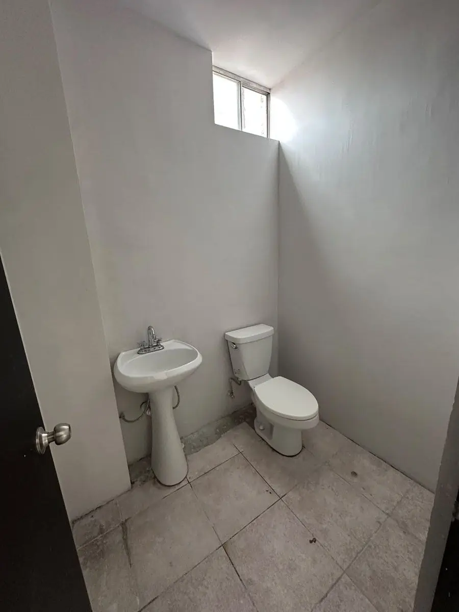 Fotografía 4 de Oficina en Renta en Cumbres Quinta Real, Monterrey