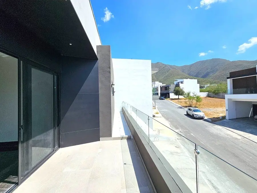 Fotografía 19 de CASA EN VENTA, BOSQUES DE LAS MISIONES SECTOR ENCINO A ESTRENAR